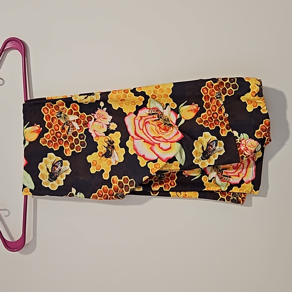 FABULEGS honeycomb bumble bee rose pattern leggings Small EUC